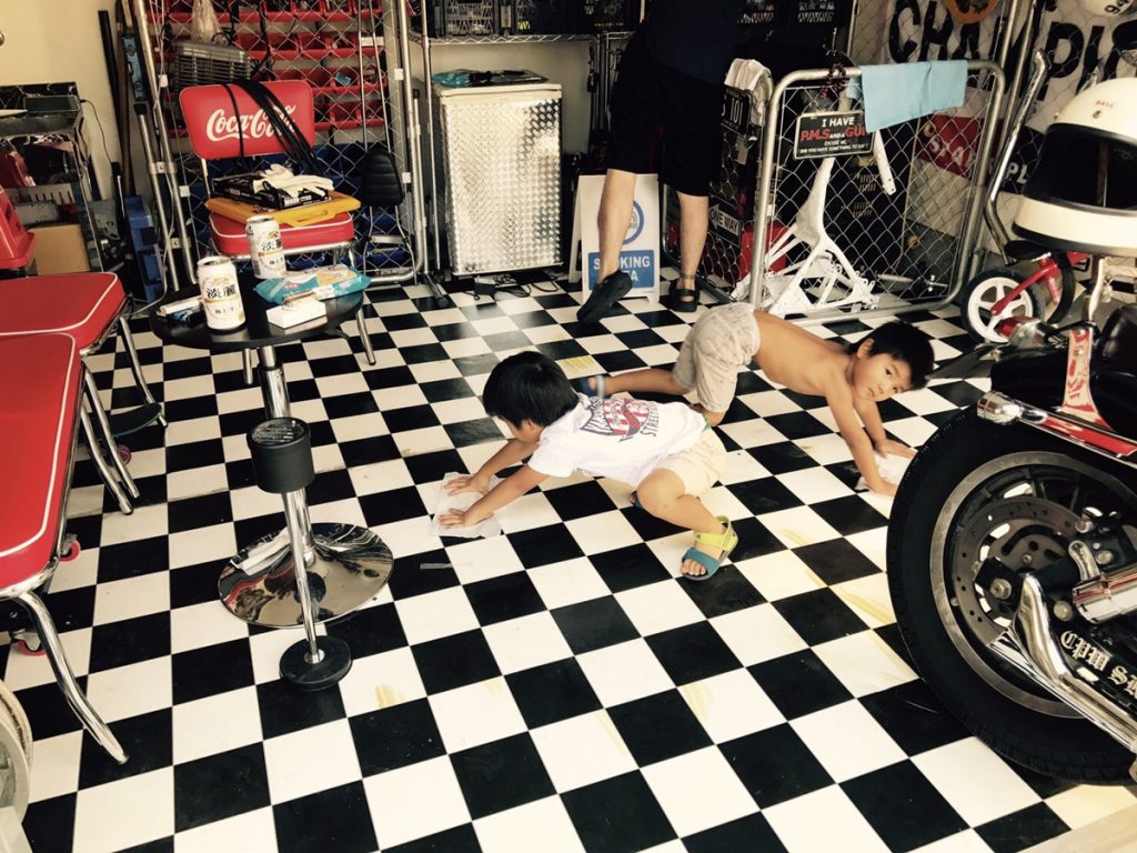 Garage cleaning kids