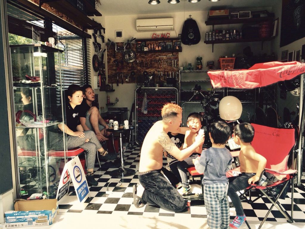 garage hairsalon