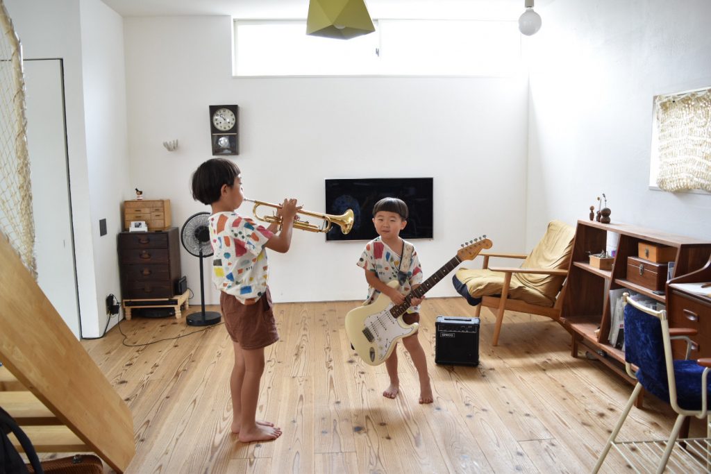 NIWWER SONIC living stage