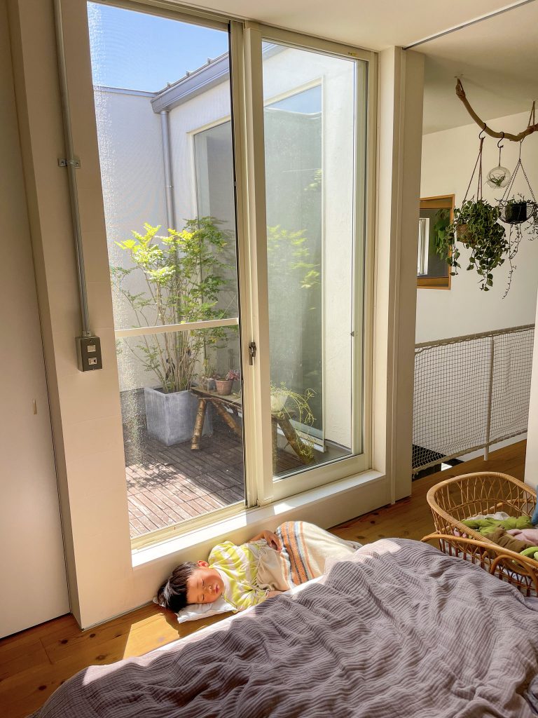 お昼寝
