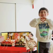 お初な姉妹の雛祭り