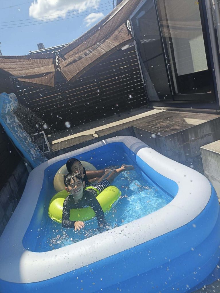 今年もプールで満喫！！
